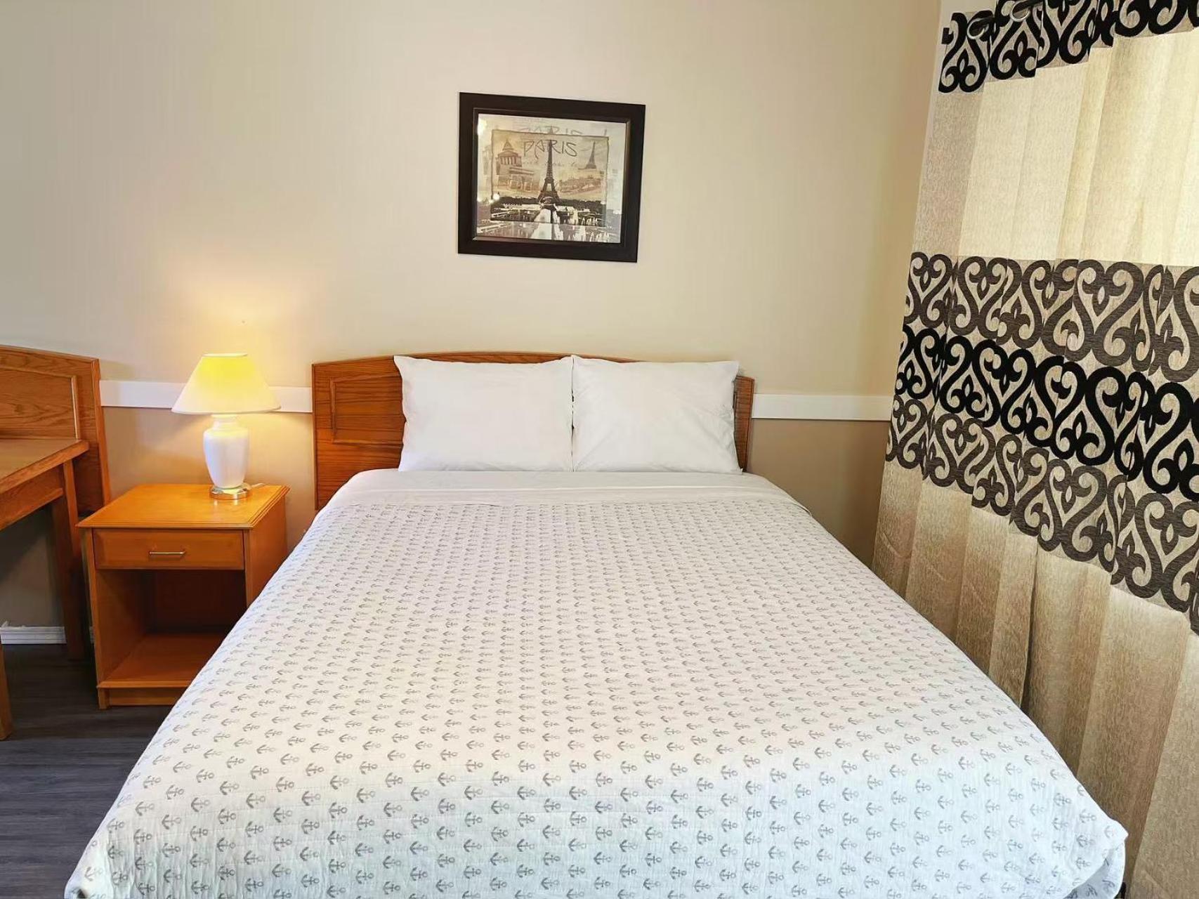 Rivermount Motel Little Fort Екстер'єр фото