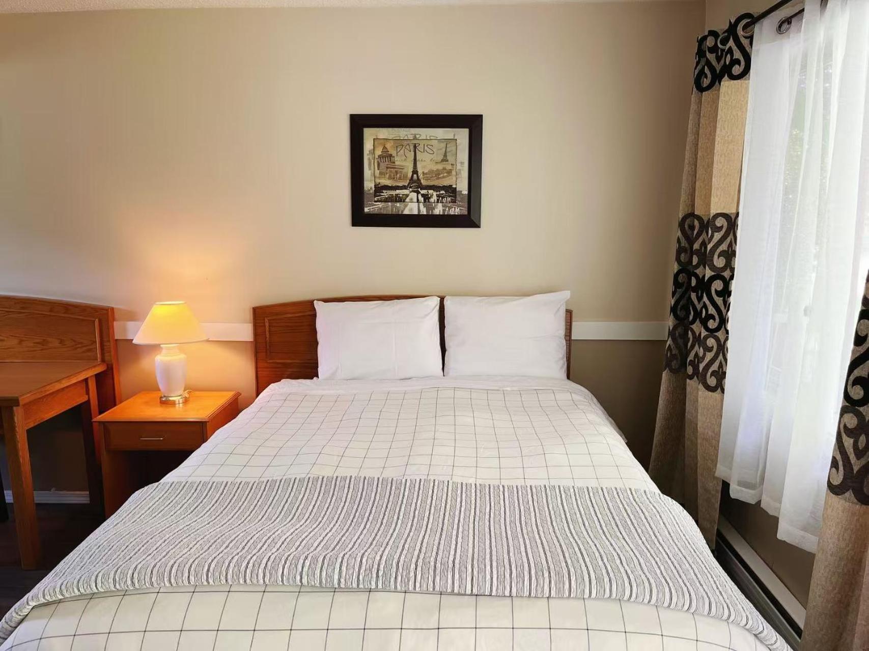 Rivermount Motel Little Fort Екстер'єр фото