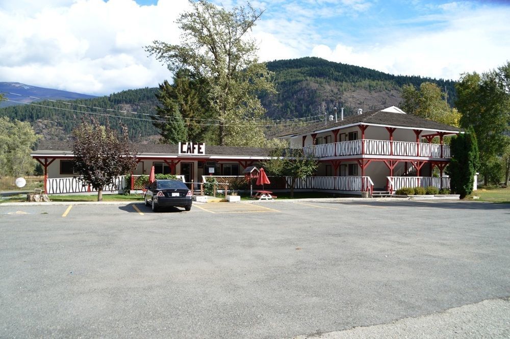 Rivermount Motel Little Fort Екстер'єр фото